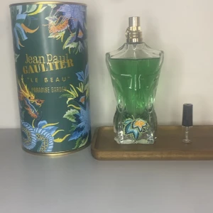 2 ml Le Beau Paradise Garden EdP  - 2 ml av Paradise garden för ett dunder pris, kvitto finns på bild 3