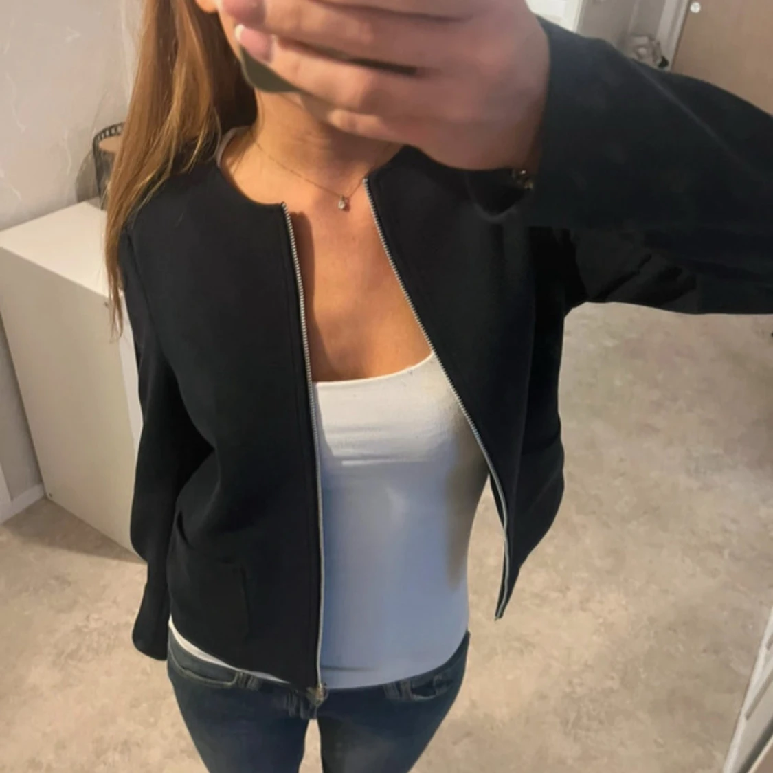 Snygg zip-kofta  - 1