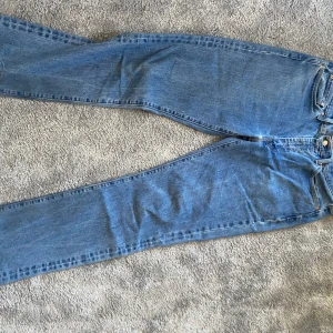 Levi's 514 blå jeans W36 L34 - Levi's 514 blå jeans W36 L34 utan defekter, som ny.