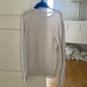 Ulltröja - Ulltröja från dressman, Nypris: 700kr. Bra passform och stilren. Använd 2-3 gånger