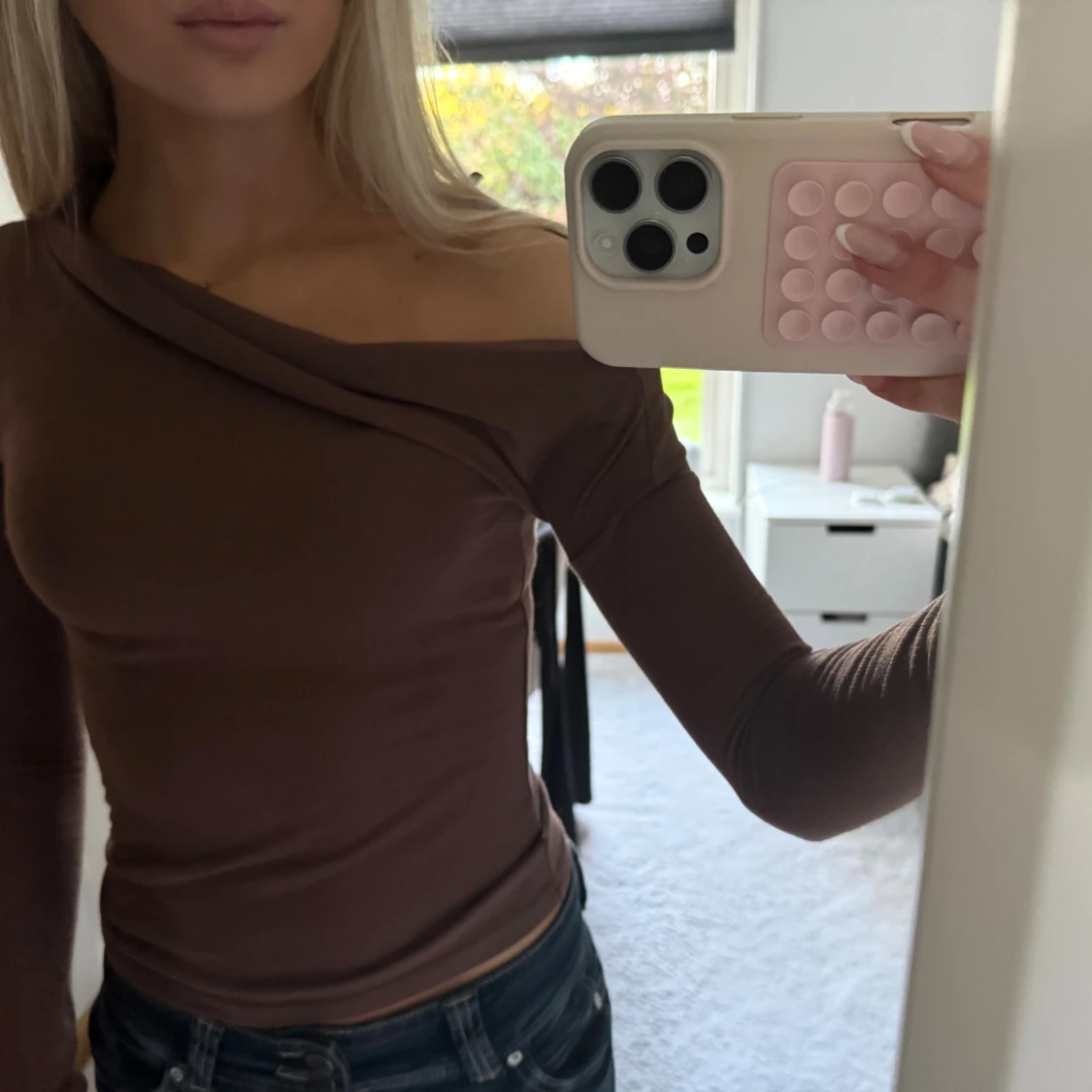 Brun offshoulder topp från Nelly - 1