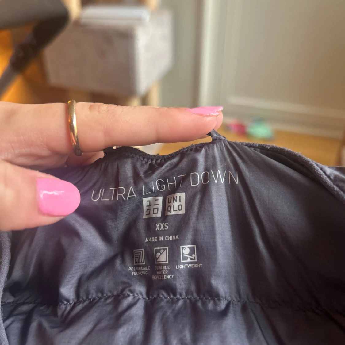 Gråblå dunjacka från Uniqlo XXS - 2