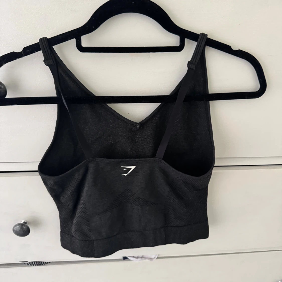 Svart linnetopp från Gymshark - 1