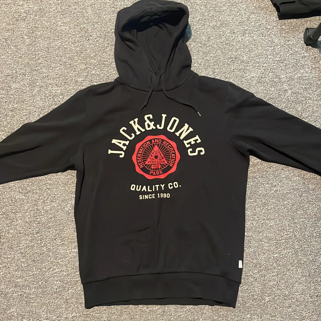 2 Jack Jones hoodies. Storlek S - 1
