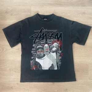 Rare vintage Stussy tshirt - Made in Usa. Passar som en L