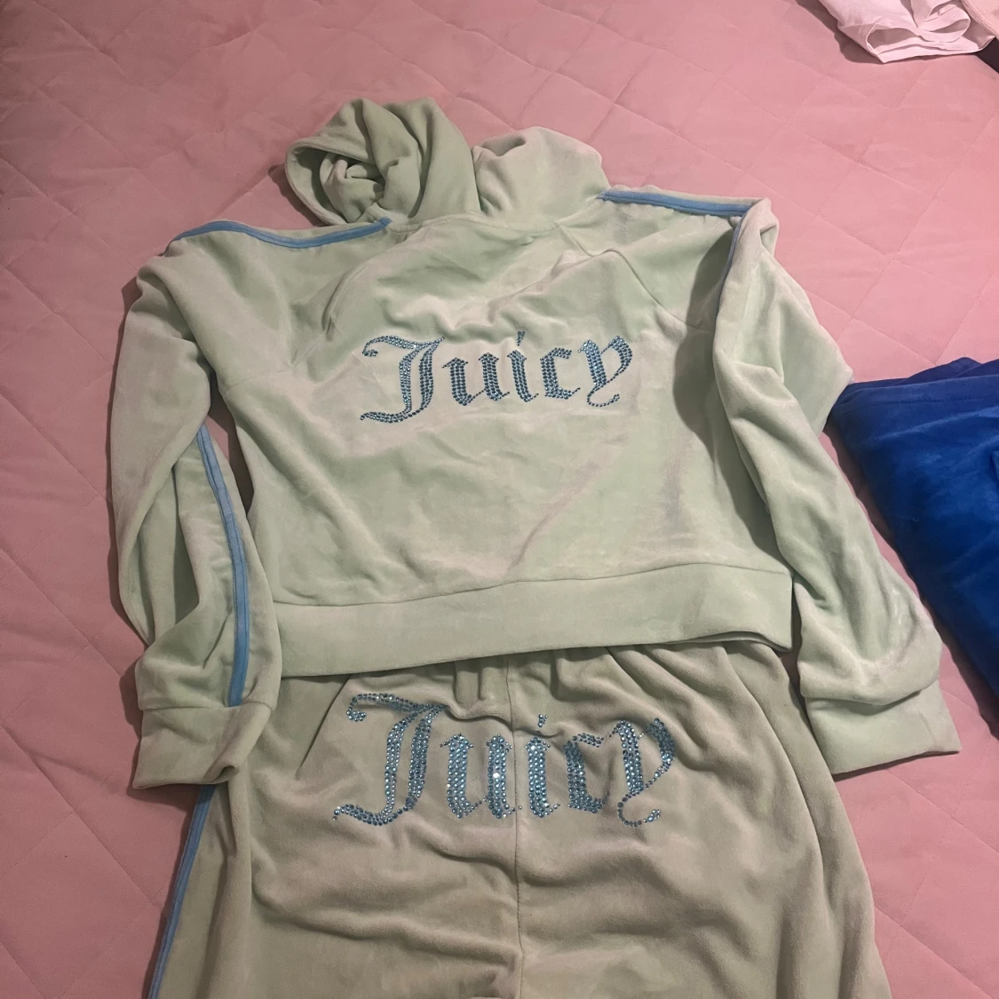 Mintgrön Juicy Couture hoodie med strass - 3