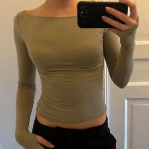  Långärmad  topp från ADSGN - Superfin tröja i 36/S från ADSGN i mycket bra skick!🥰