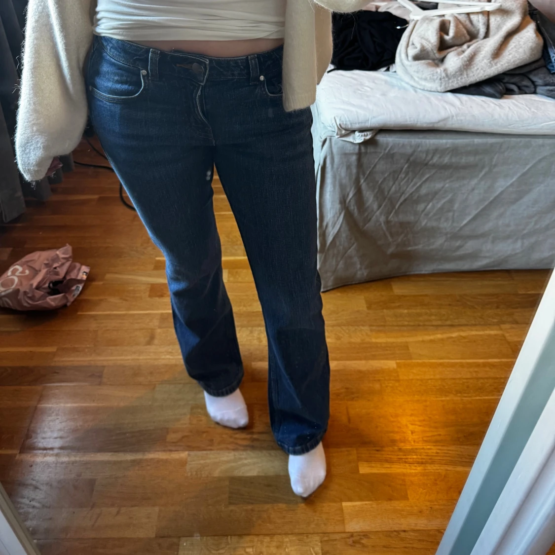 BikBok jeans med låg midja