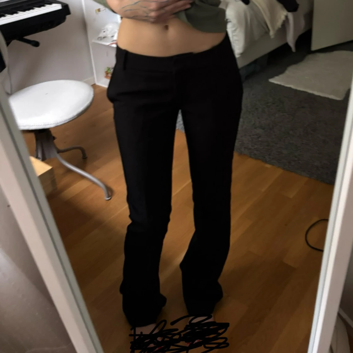 Lågmidjade kostymbyxor Bikbok - 1