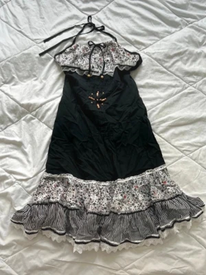 Vintage klänning - Supersöt Y2K vintage klänning i st M