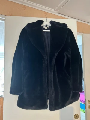 H&M jacket - H&M fur jacket in size M, in very good conditions.