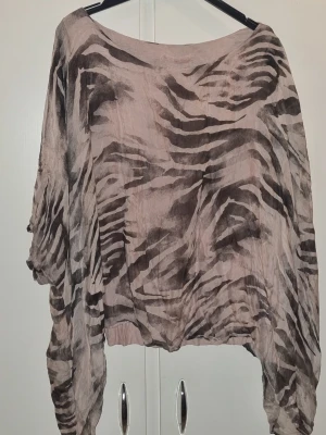 Cool topp - Cool topp gammelrosa zebra mönster stl M