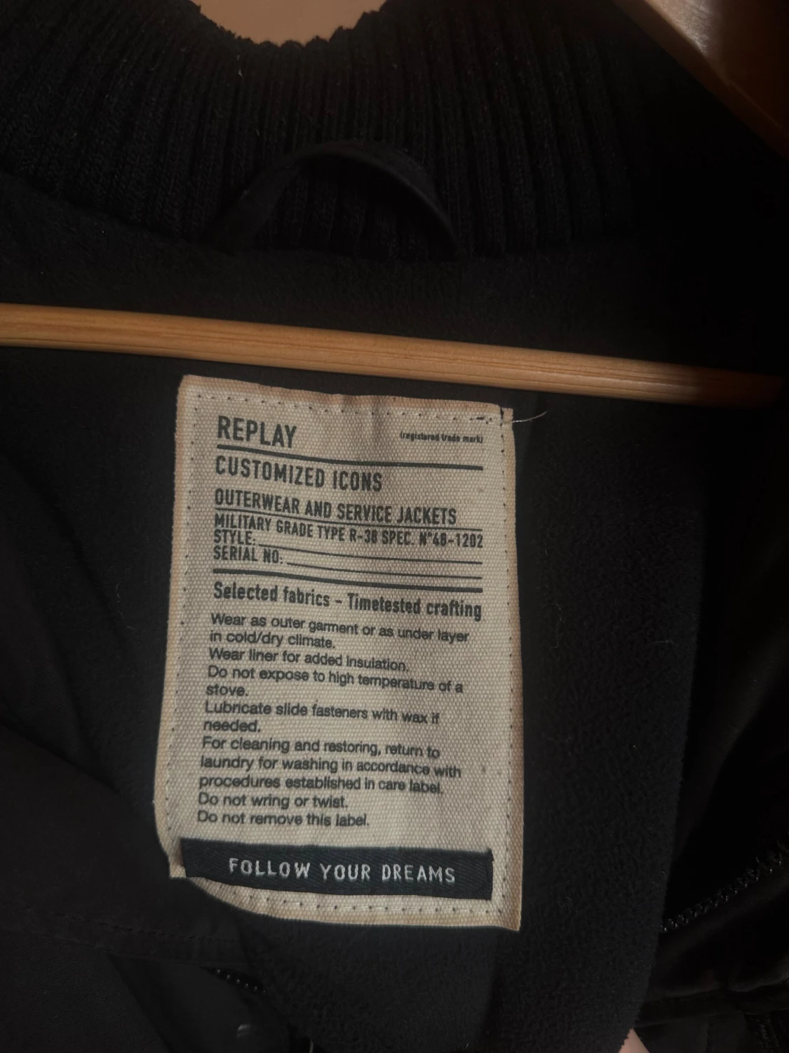 Svart vinterjacka från Replay - 2