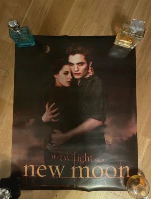 Twilight poster/affish - Höjd 50cm bredd 40cm.  TAR GÄRNA EMOT PRISFÖRSLAG