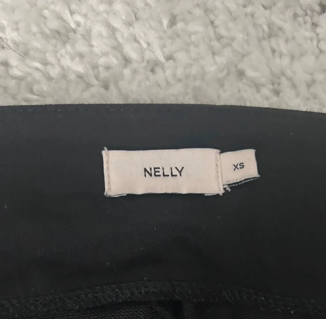 Svarta bootcut-byxor från Nelly XS - 3