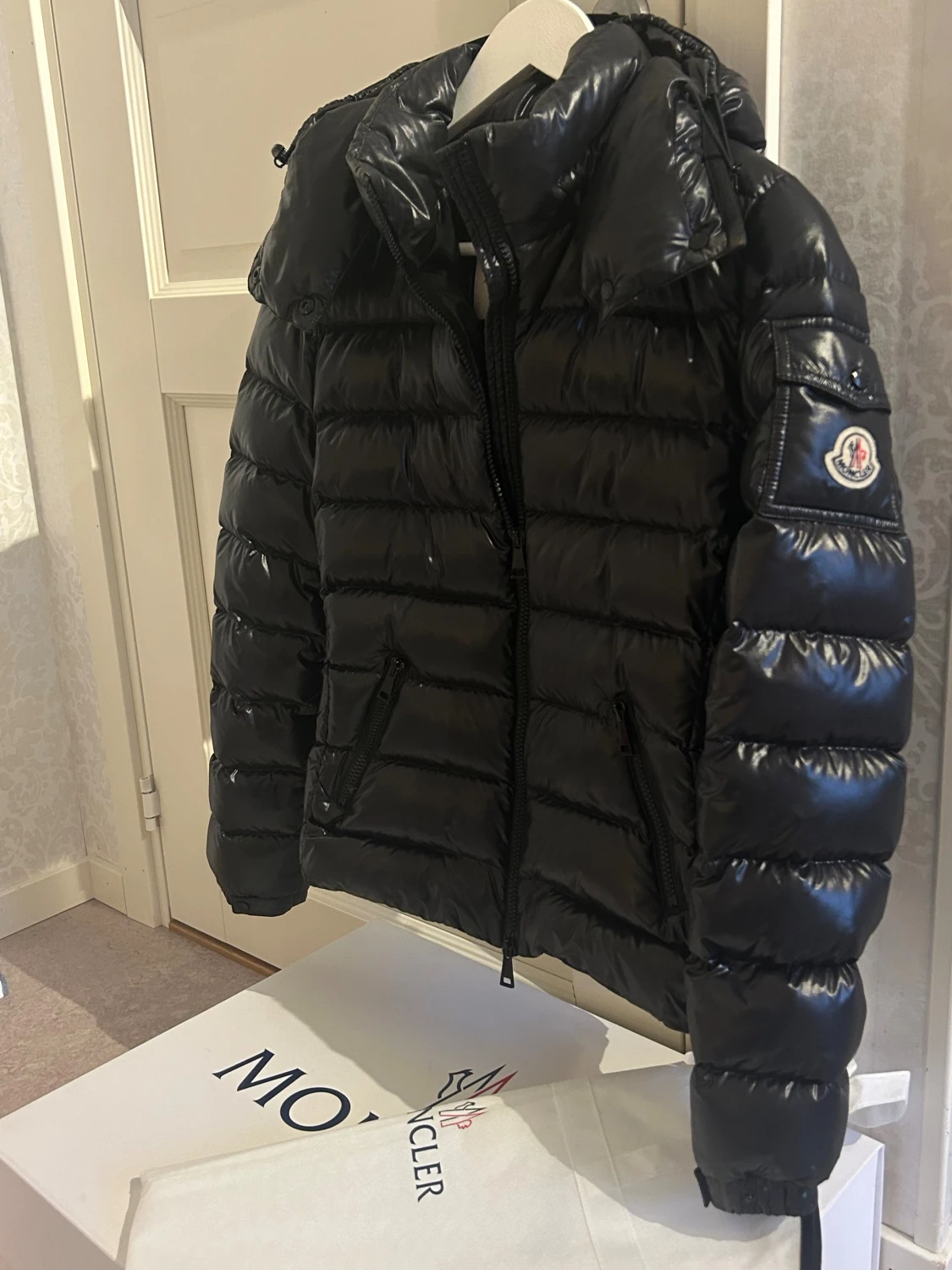 DUNJACKA FRÅN MONCLER