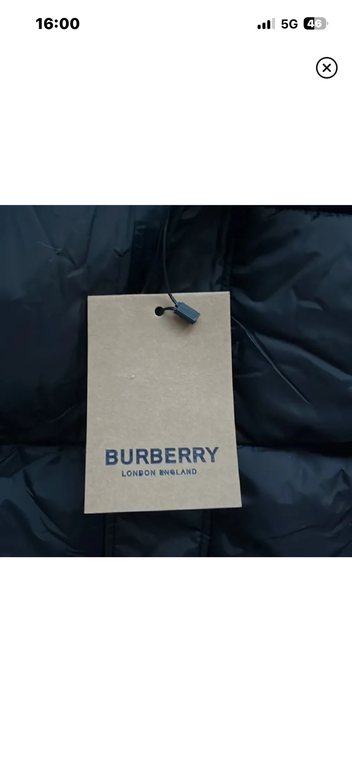 Svart Burberry pufferjacka med huva - 4