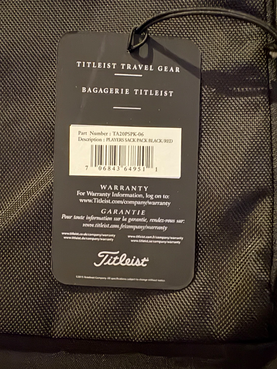 Svart ryggsäck från Titleist med röd dragkedja - 3