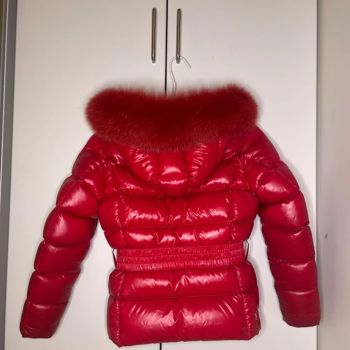  Colmar dunjacka med päls luva och bälte   - 1