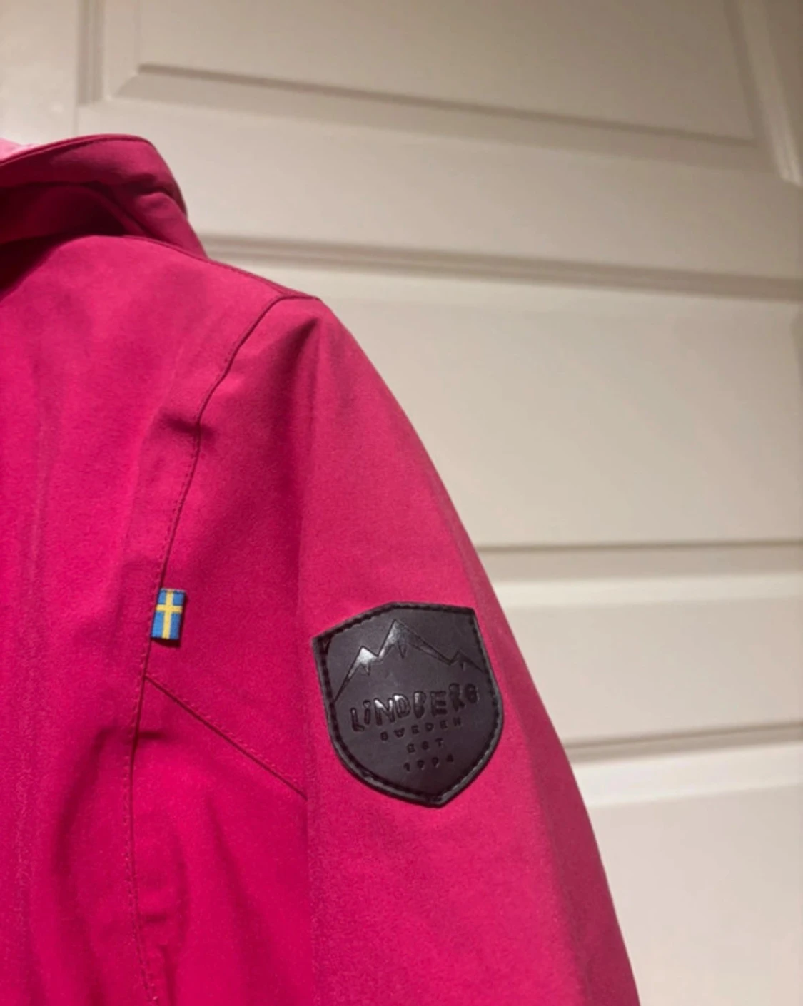 Rosa och svart vinterjacka  - 4