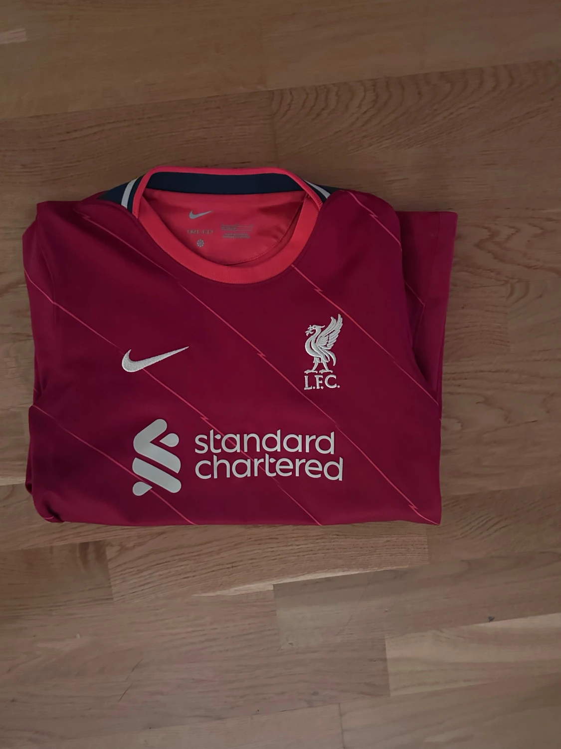Liverpool FC röd Nike fotbollströja - 2