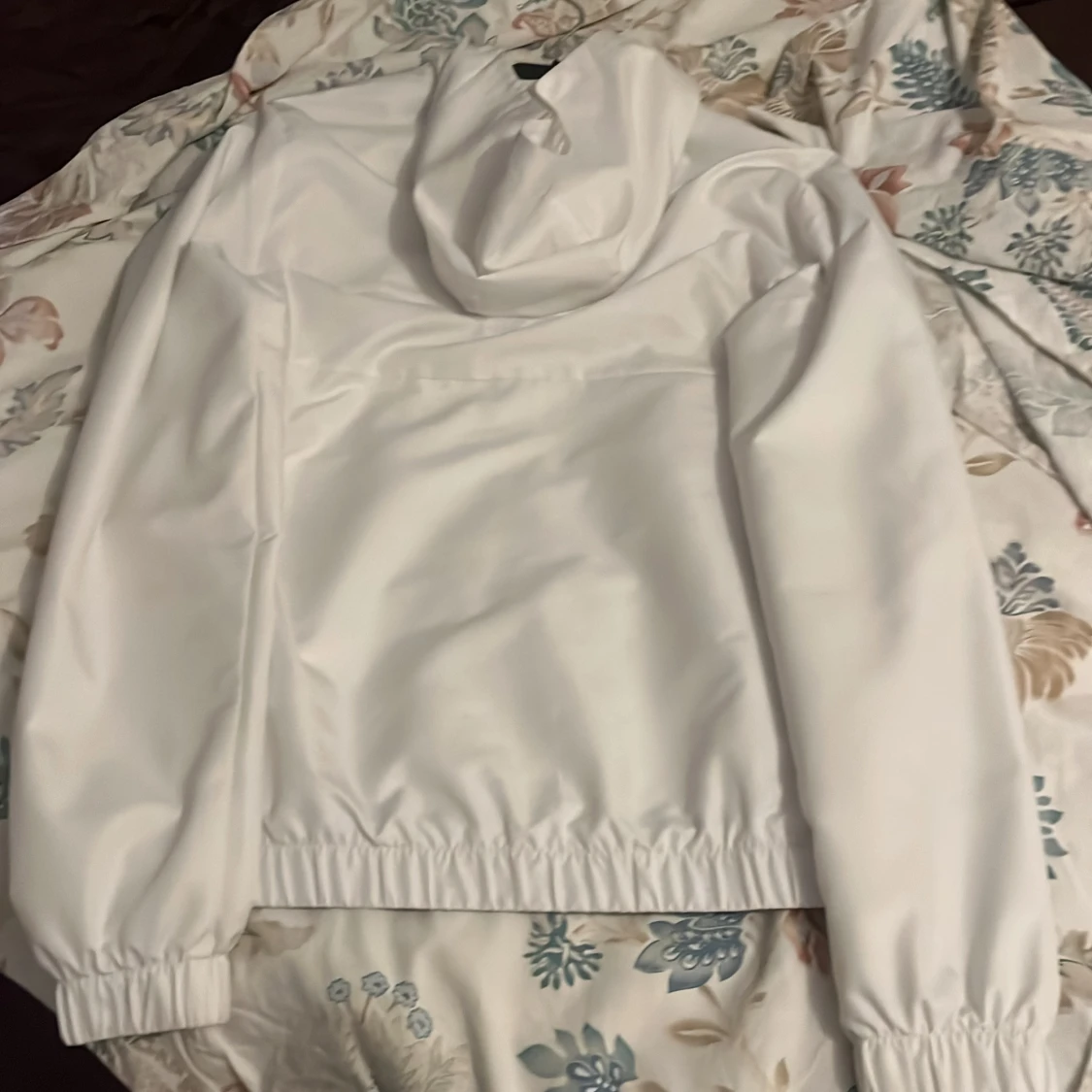 Vit vindjacka från Lacoste Sport XS - 3