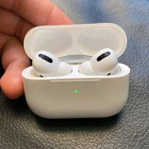 AirPods Pro 2nd Generation - Selling my AirPods Pro (2nd Generation) in excellent condition. They deliver amazing sound quality with Active Noise Cancellation, Transparency Mode, and a MagSafe Charging Case for long battery life and easy charging. The fit is super comfortable, and they connect instantly with any Apple device. 100% authentic and working perfectly — ready for a new owner. Message me if you’re interested! 
