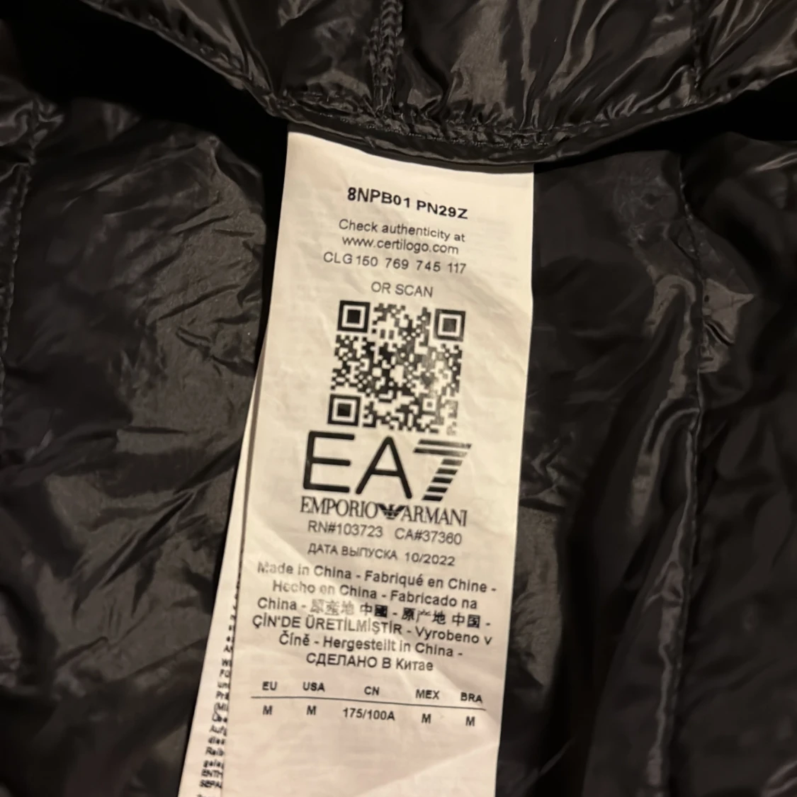 EA7 Armani jacka - 2