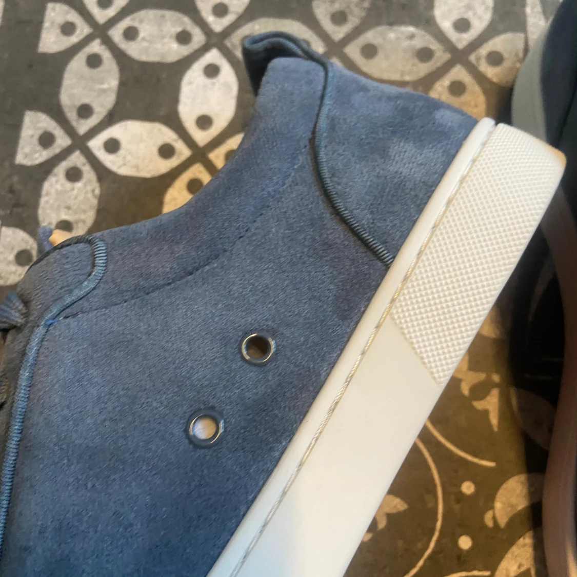 Blå mockasneakers från Louboutin - 3