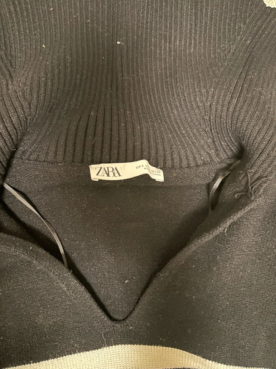 Svartvit randig stickad tröja Zara - 2