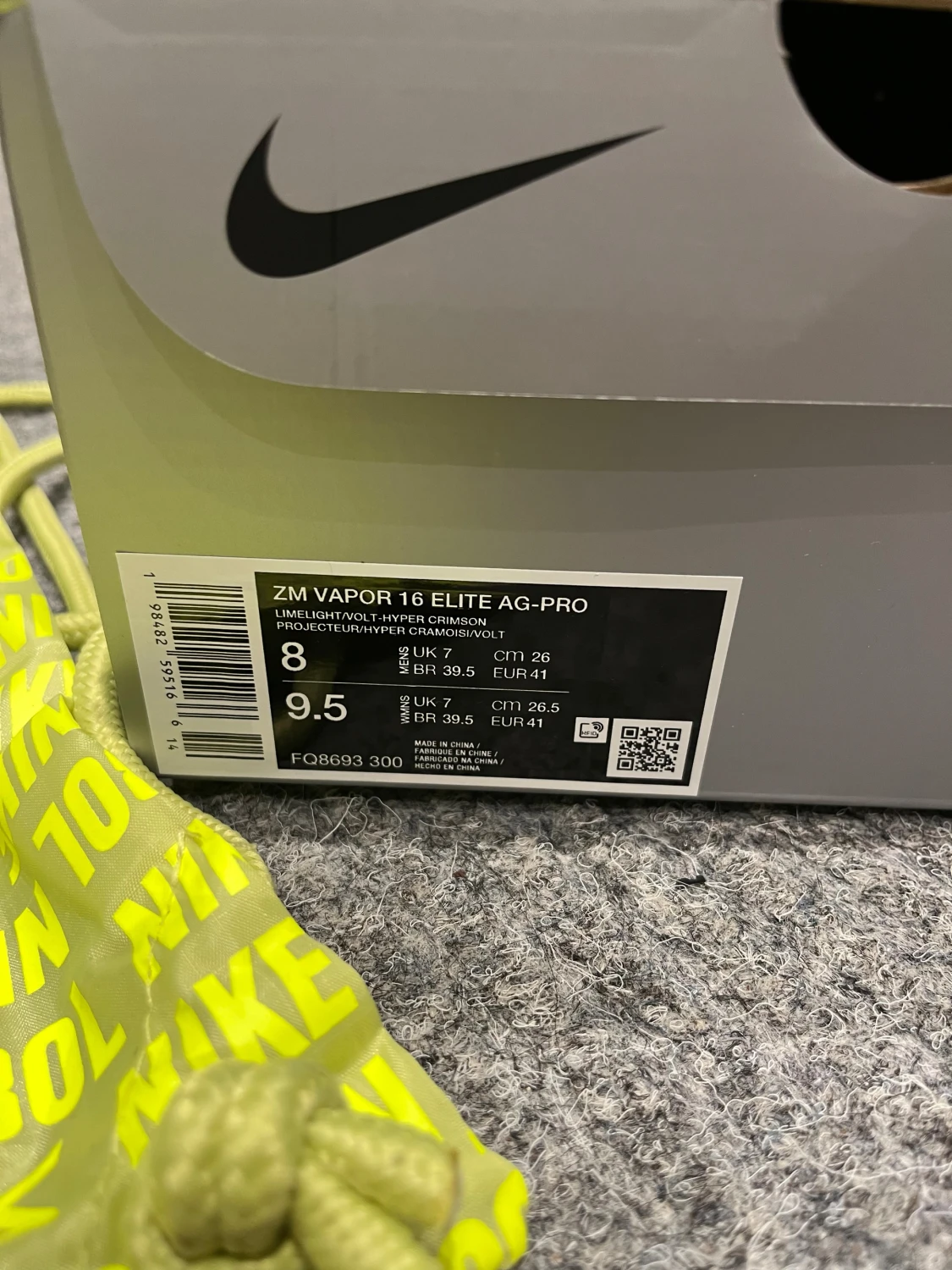 Nike mercurial elite ag max voltage - 2