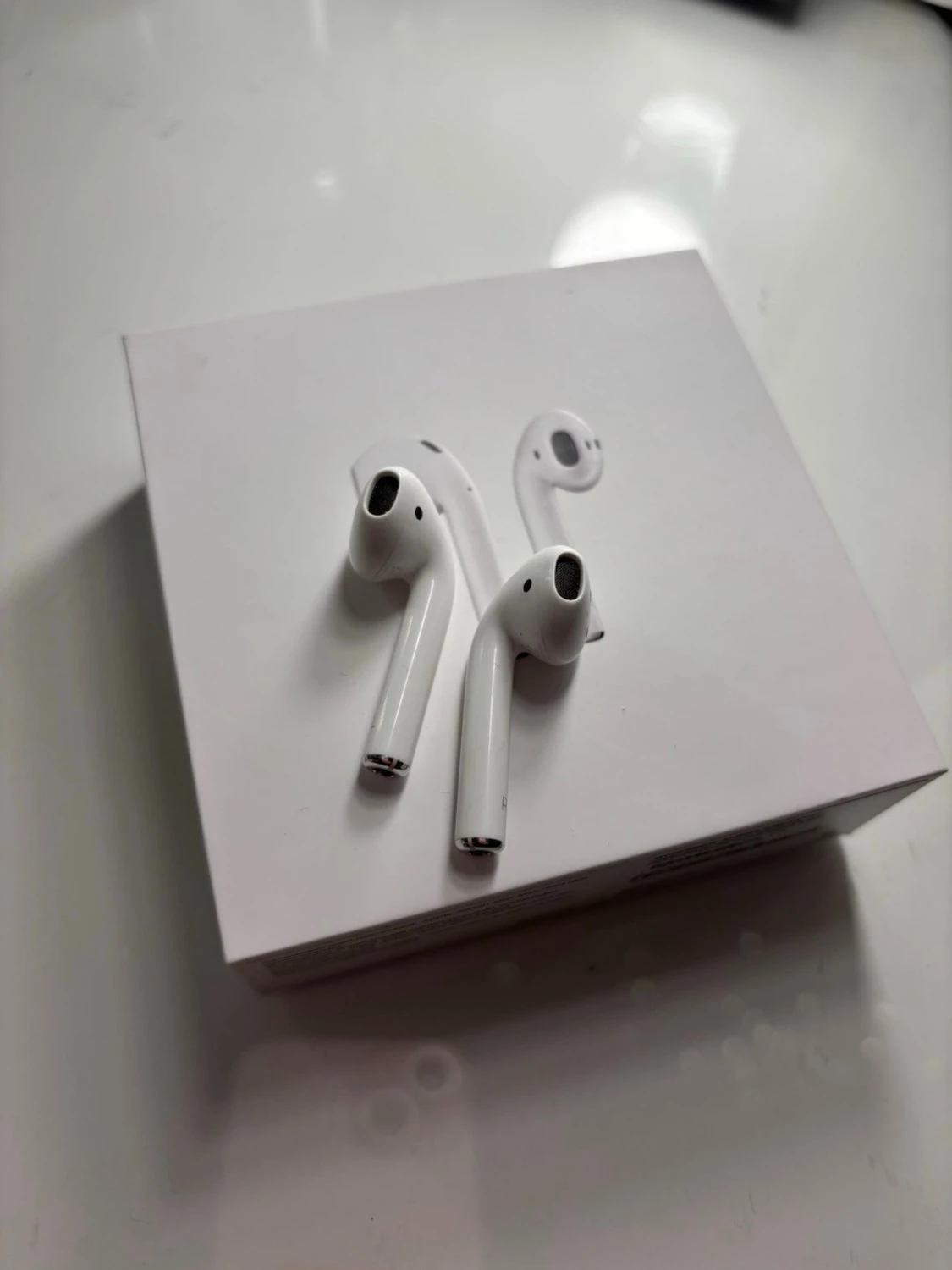 Apple AirPods (2nd generation) - 3
