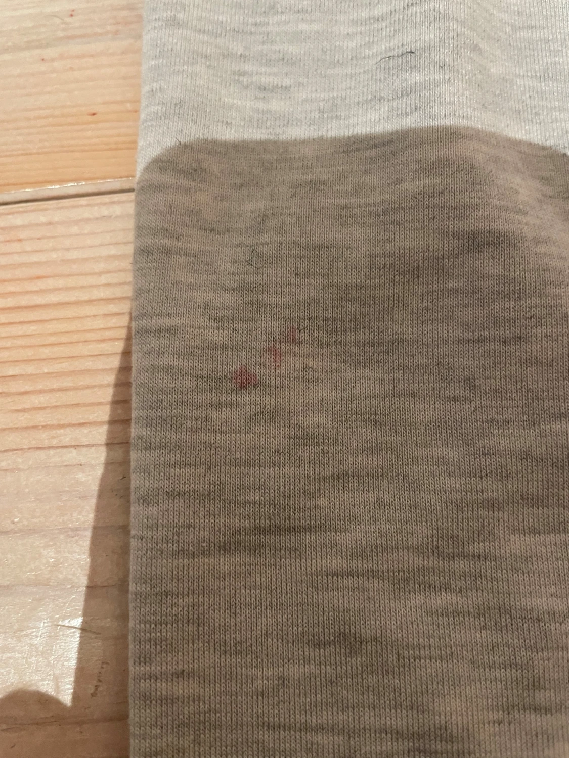 Grå bootcut mjukisbyxor från H&M - 2