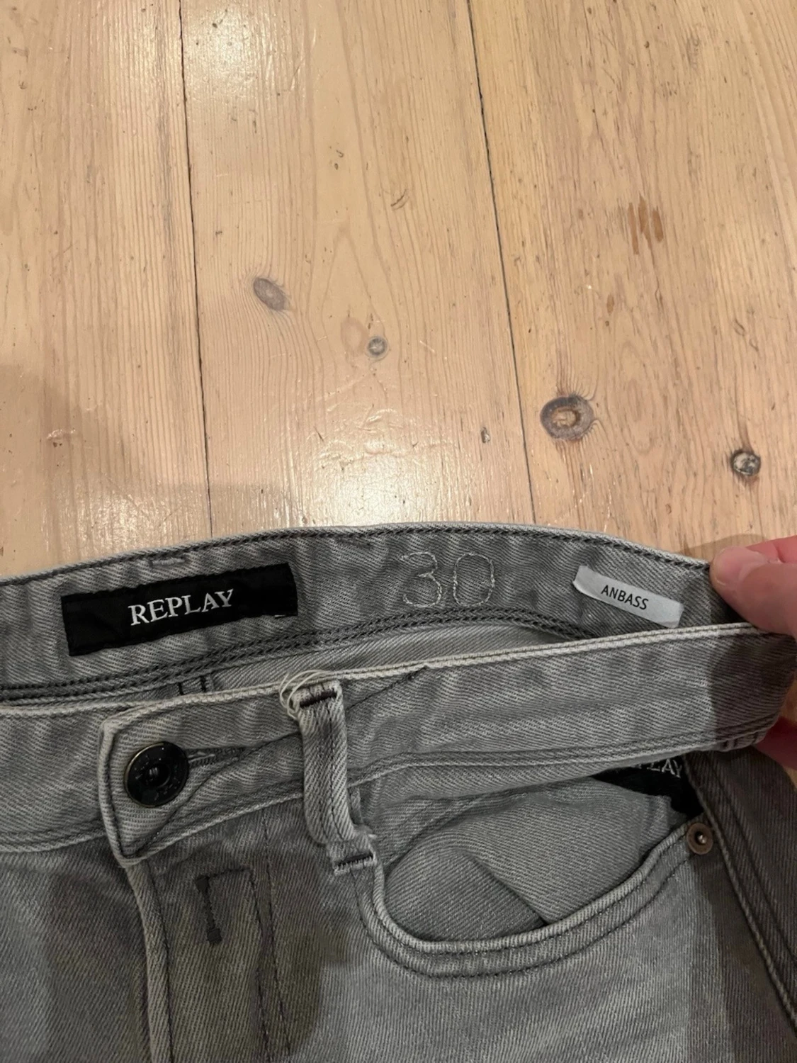 Grå replay anbass jeans - 5