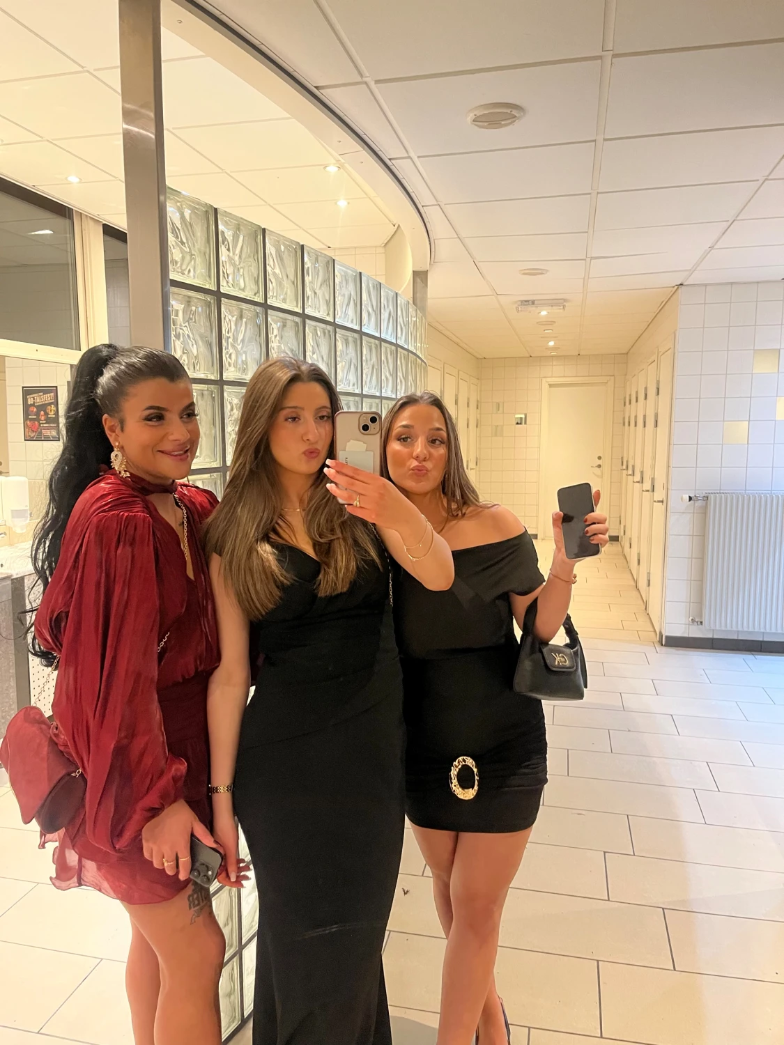 Svart långklänning  - 1