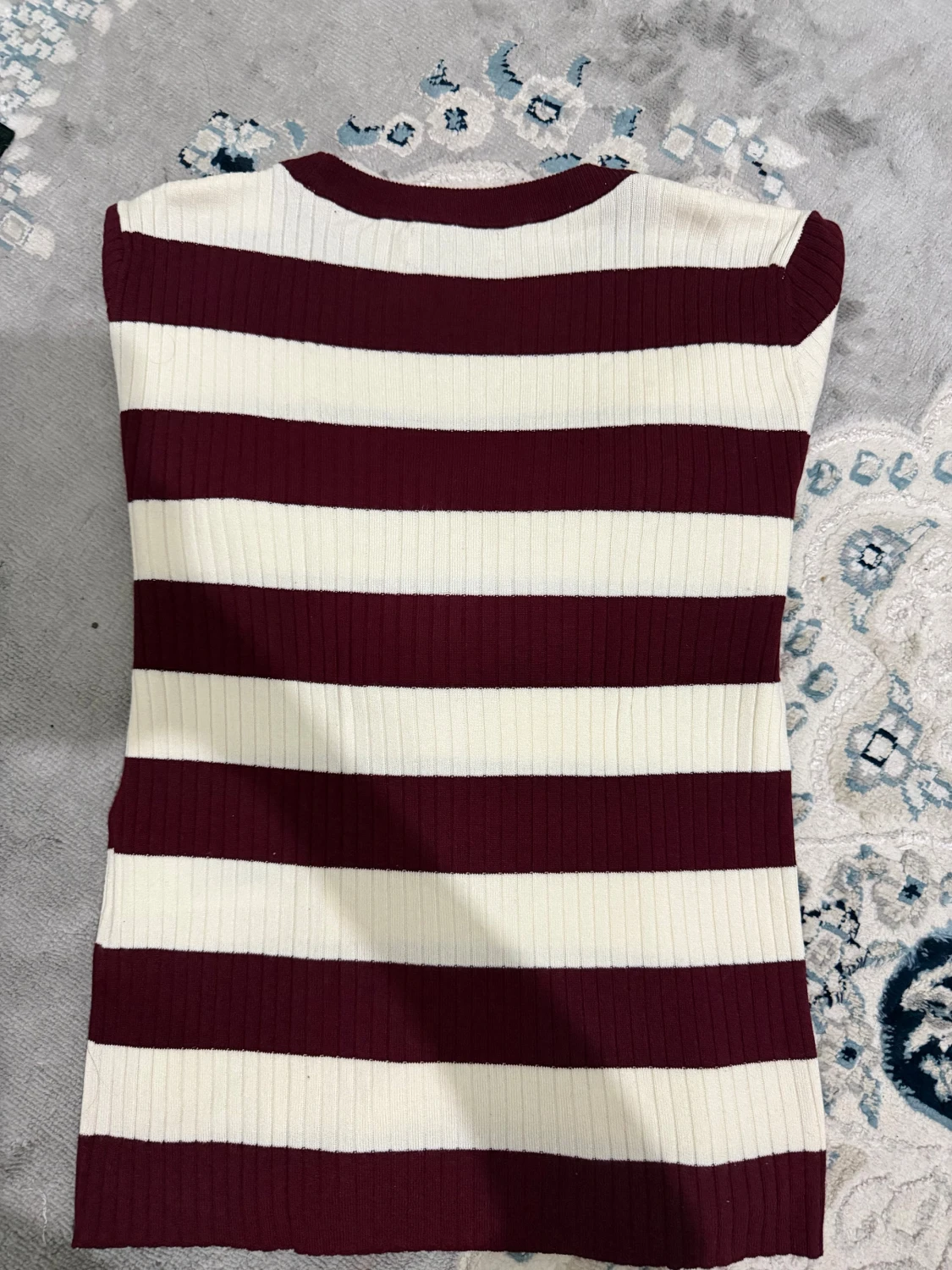 Randig vinröd och vit tröja JDY - 3