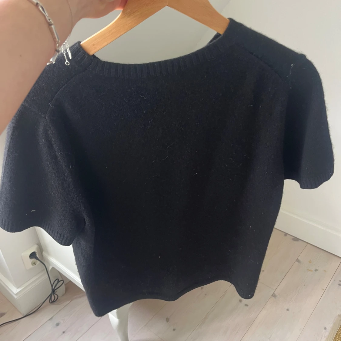 Svart kashmirtröja från Soft Goat - 1