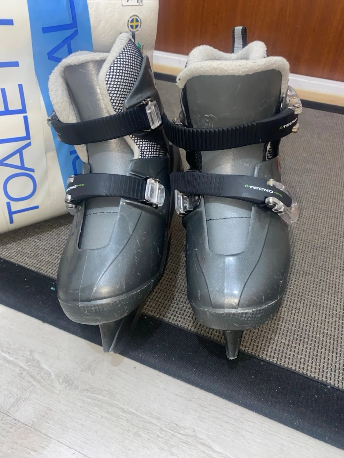 Grå skridskor Tecno Pro Raptor - 1