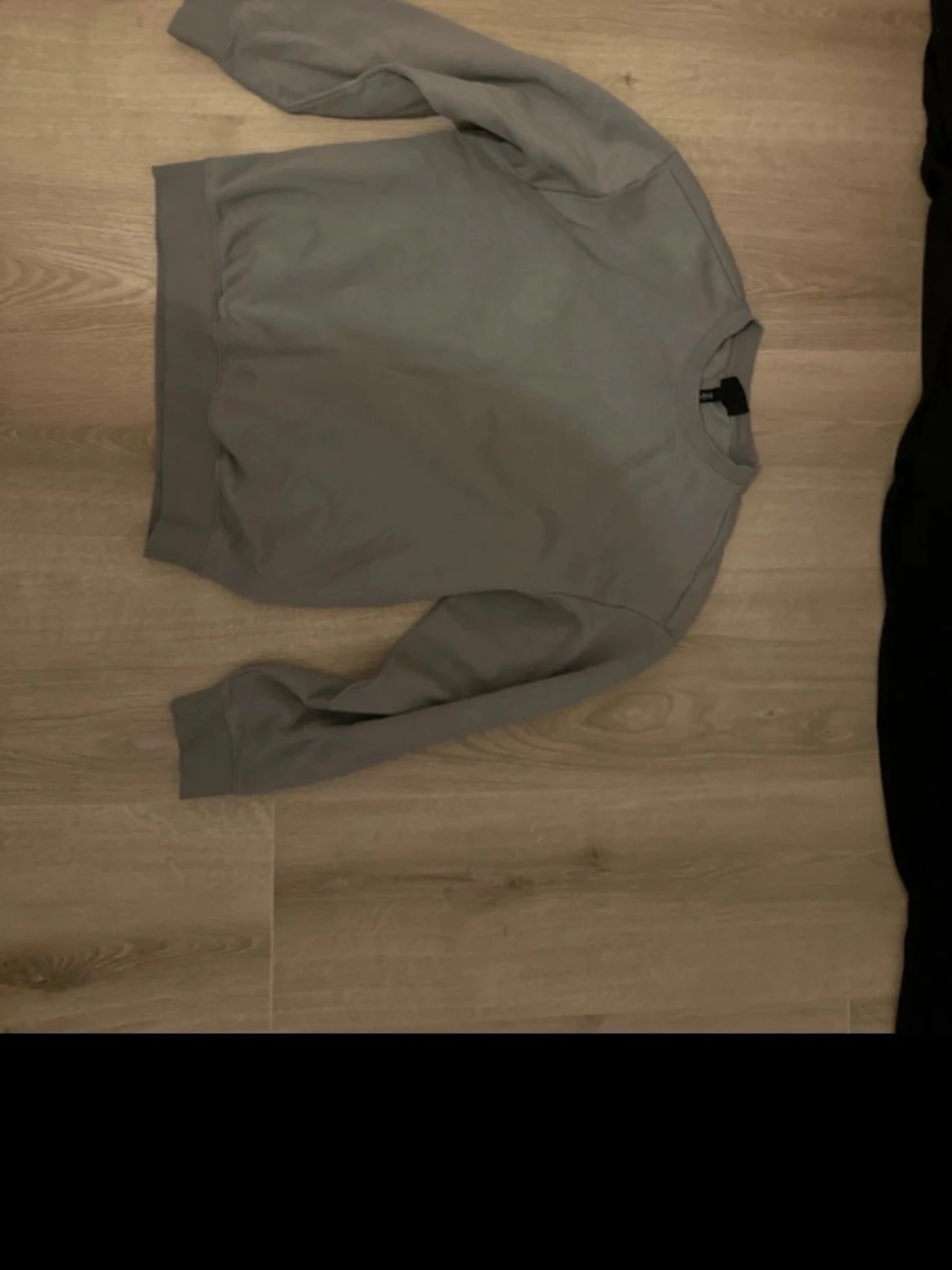 Grå sweatshirt från H&M Relaxed Fit