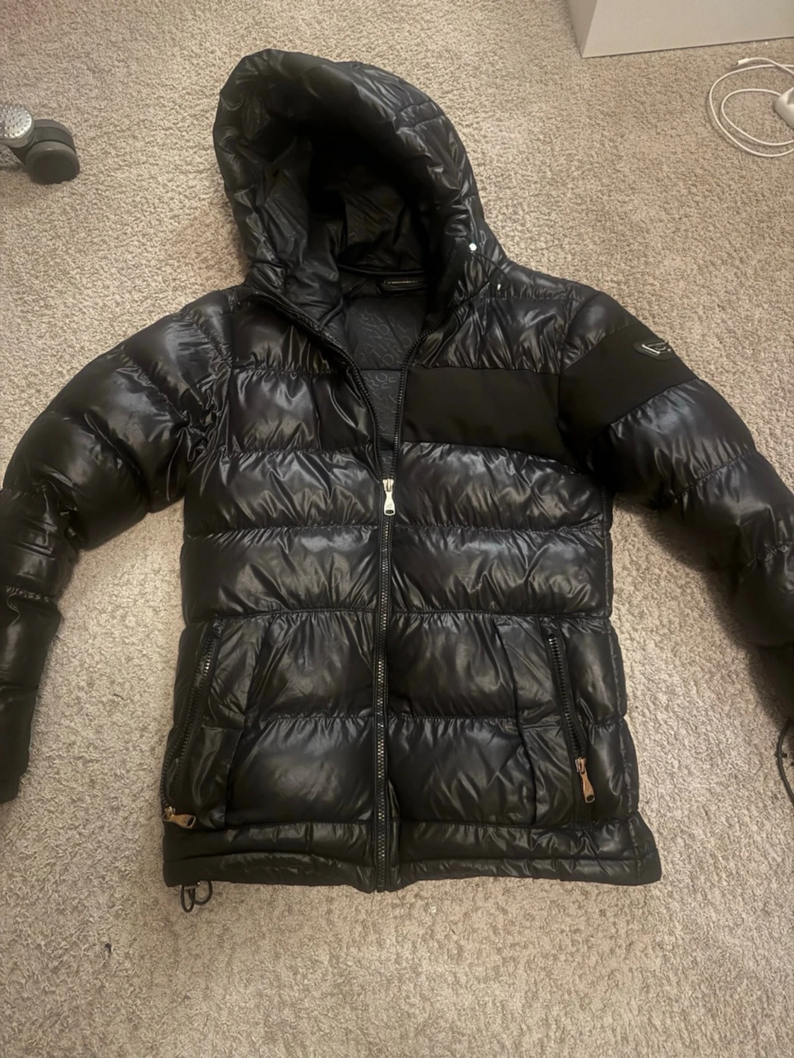 Svart pufferjacka från Alessandro Zavetti