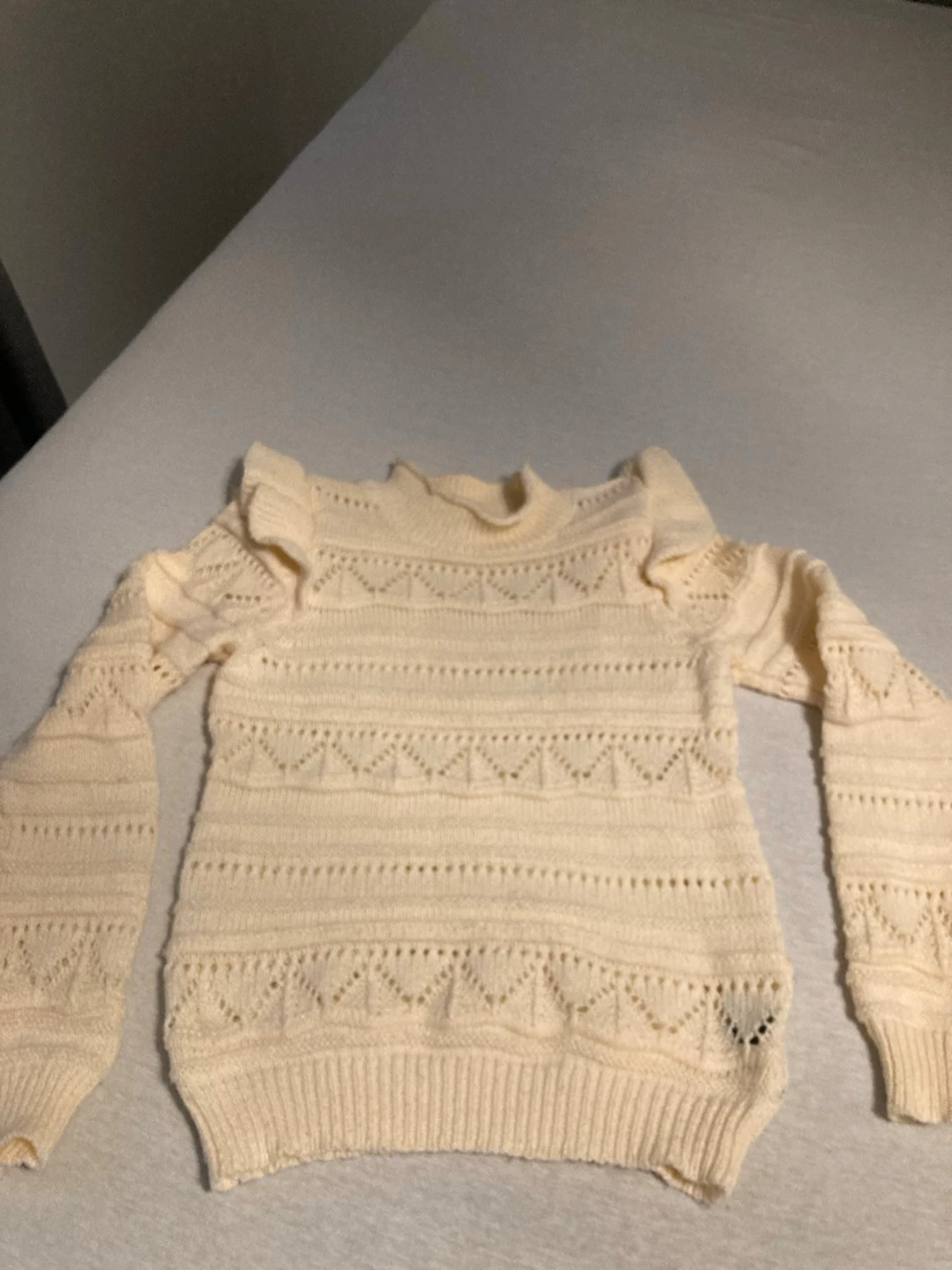 Krämvit stickad tröja från SHEIN