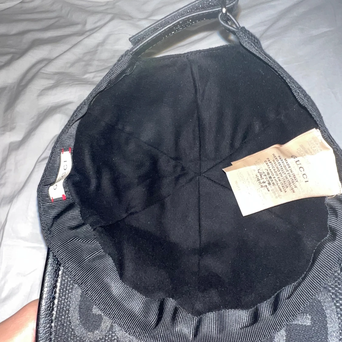 Svart keps från Gucci med GG-mönster - 3