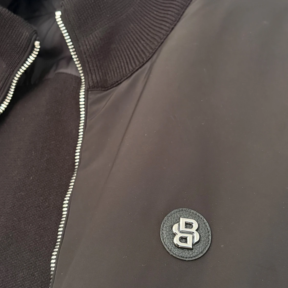 Svart bomberjacka från BOSS - 1