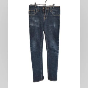  nudie jeans  - As snygga nudie  jeans passformen slim och modellen tube Kelly. Unika och as feta! Skriv för frågor. W 27 men passar också 28. Funkar om du är 170 till 187 ungefär.