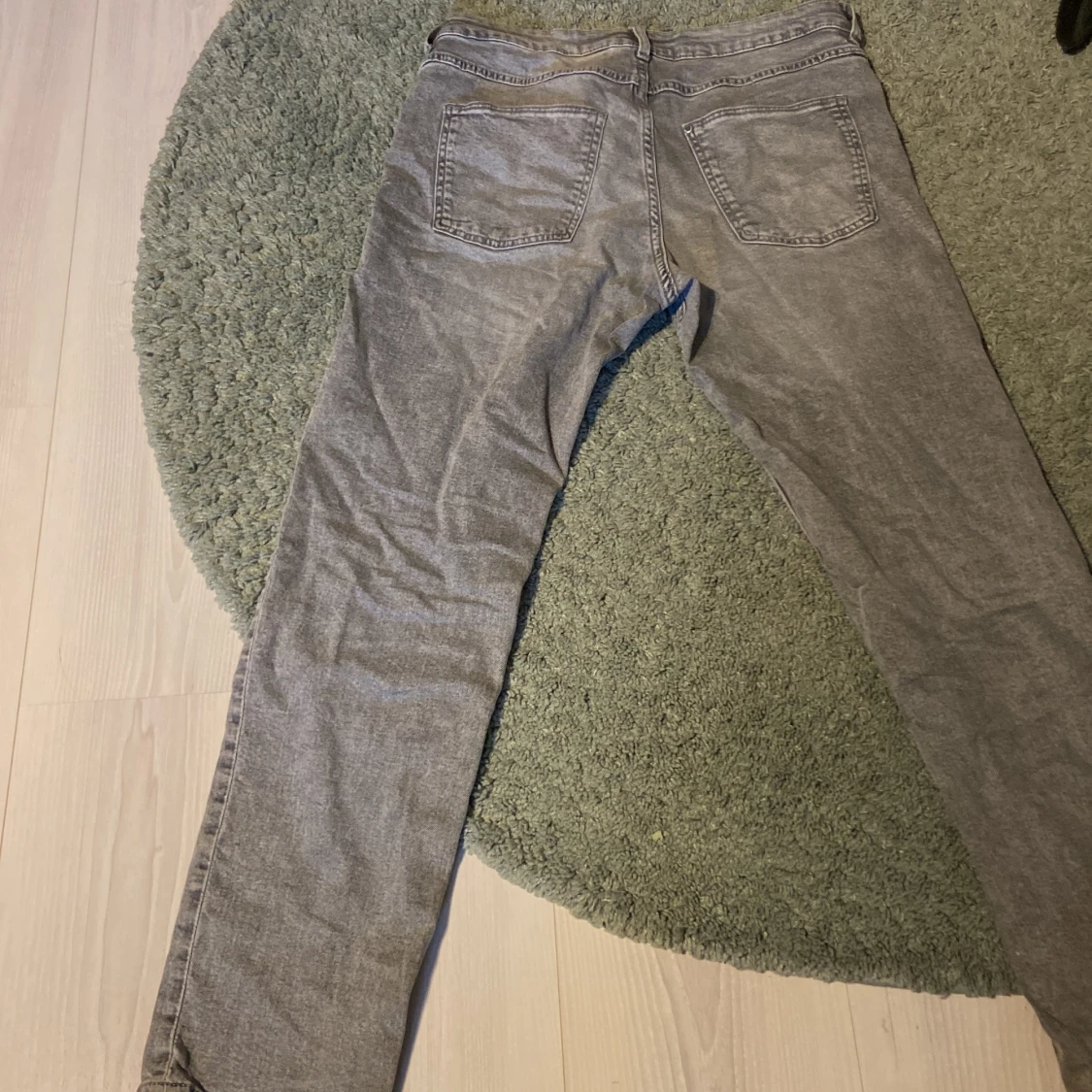Grå tapered jeans från H&M, strl 164 - 1