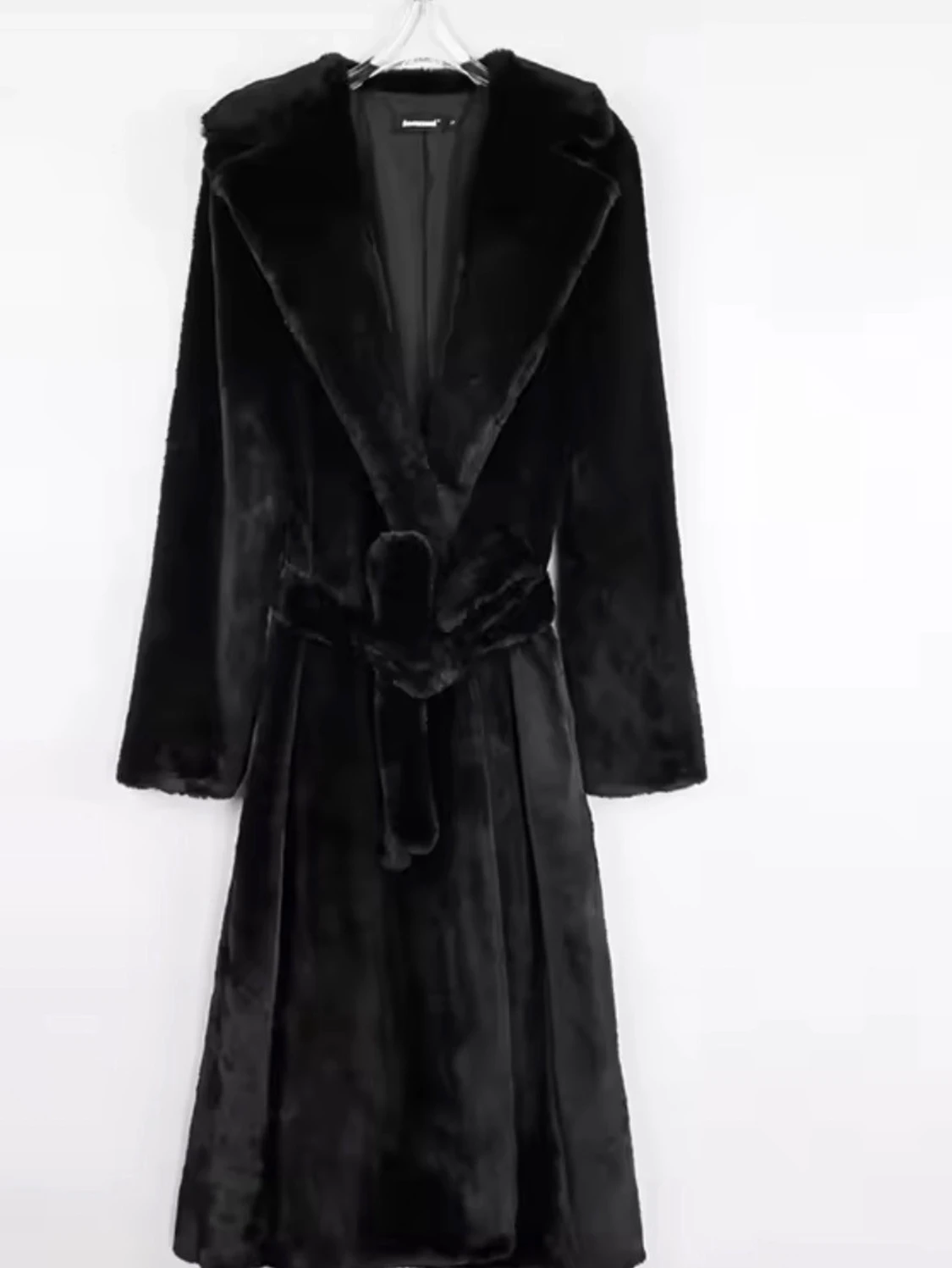 Svart lång pälsjacka med bälte - 4