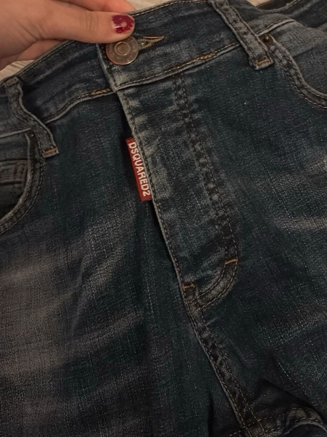 Dsquared2 mörkblå jeans med slitningar - 3