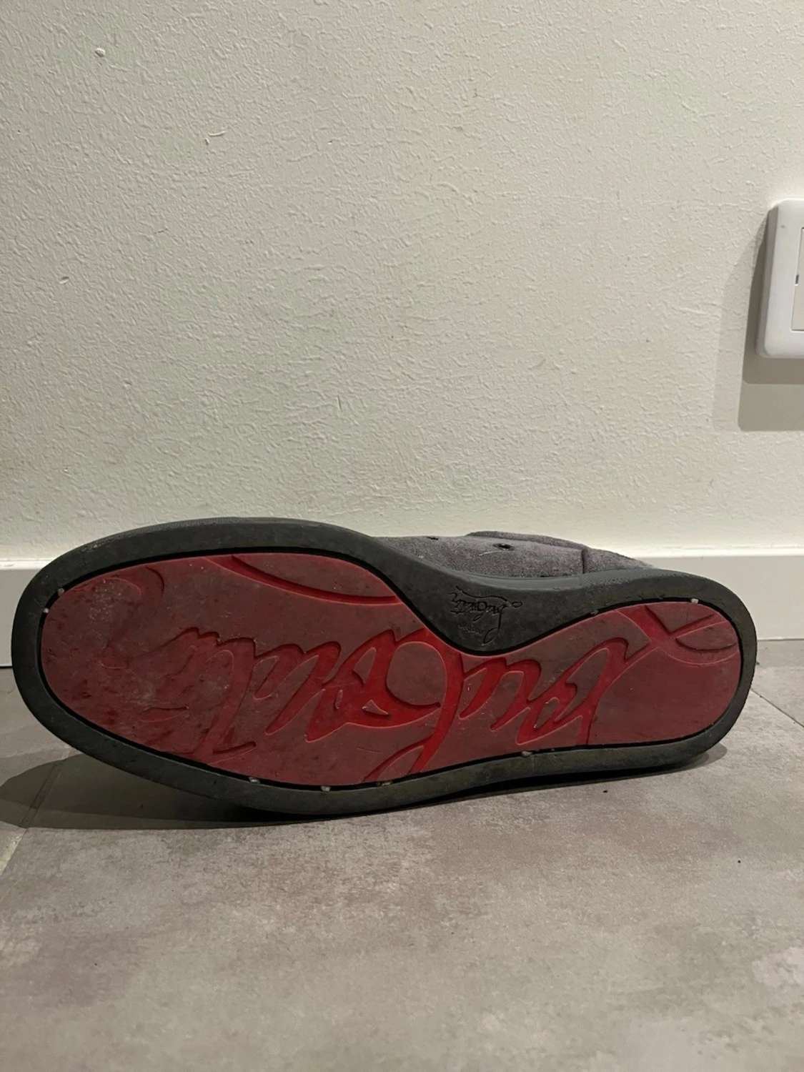 Christian louboutin mörkgrå  - 1