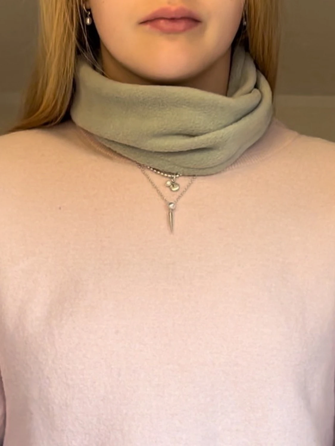 Salviagrön buff - 2