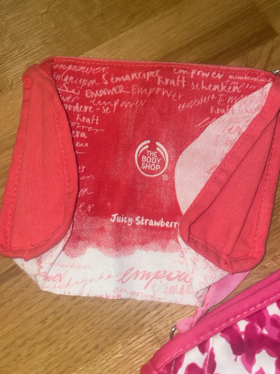 Tre necessärer  - 3